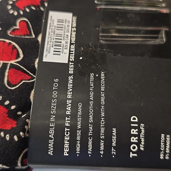Torrid - Full-Length Legging in Doodle Red Hearts on Deep Black​ - Picture 6 of 11